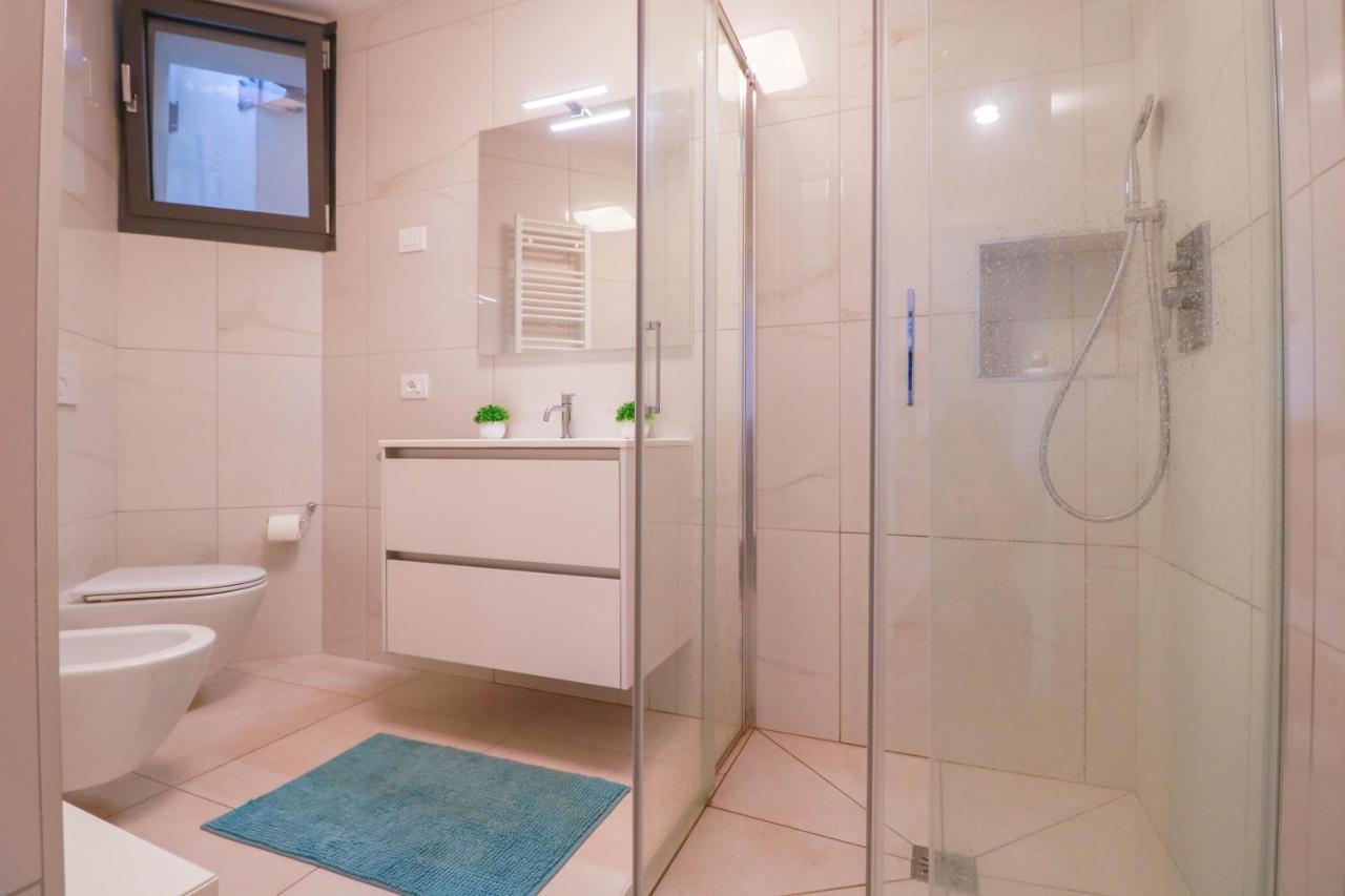 산토스테파노알마레 H11 Luxury 9A - Porto - Piscina - Jacuzzi 아파트 외부 사진